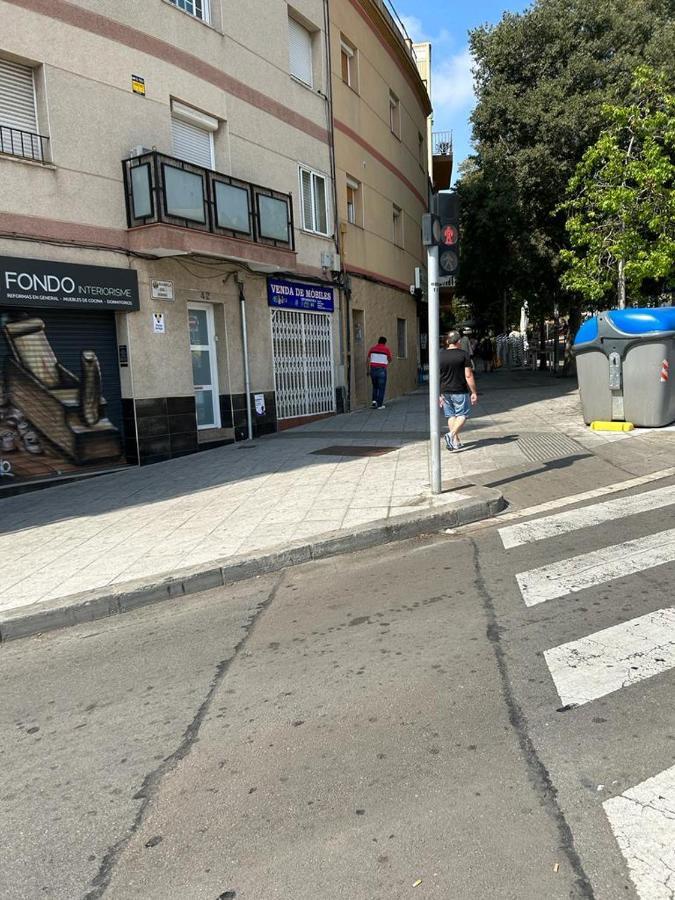 Appartamento Apto Barcelona C R Santa Coloma de Gramanet Esterno foto