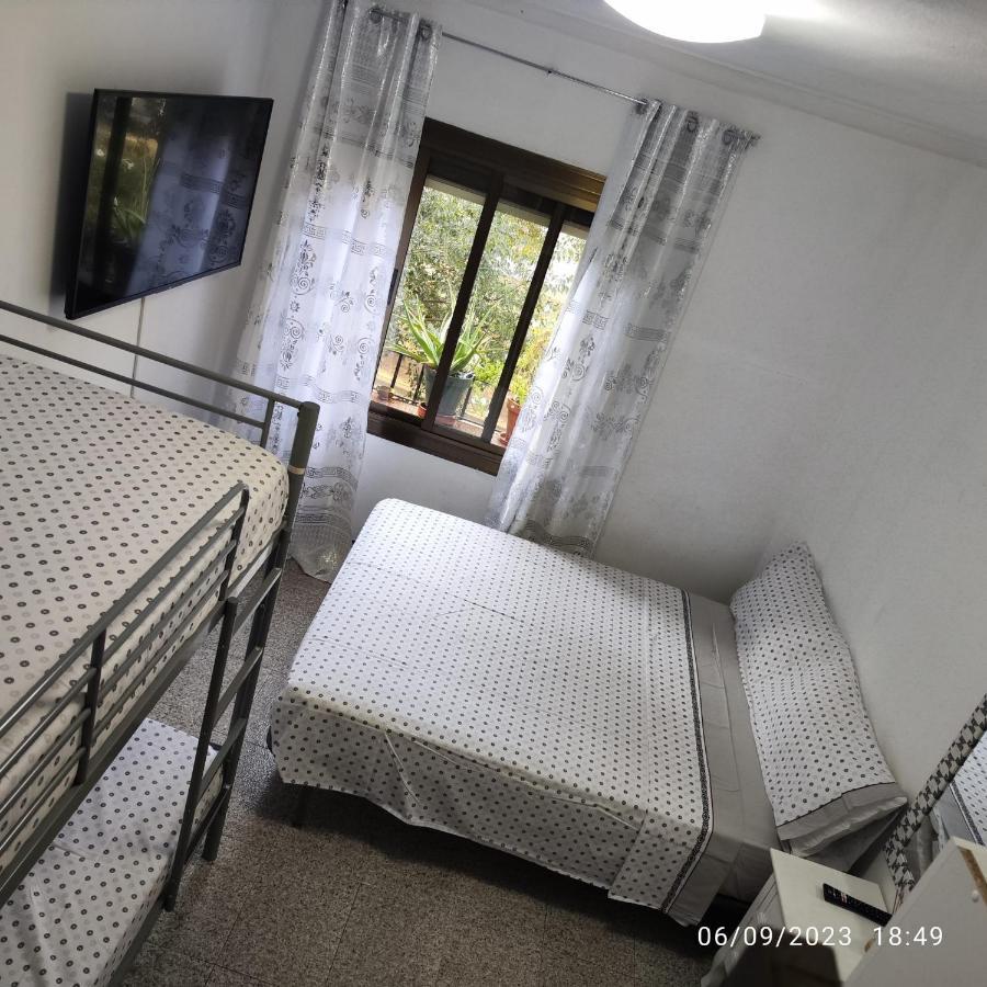 Appartamento Apto Barcelona C R Santa Coloma de Gramanet Esterno foto